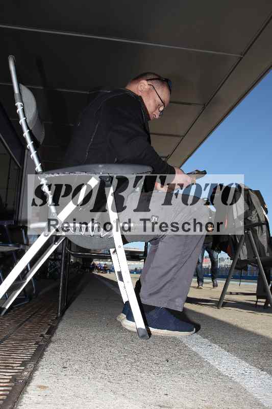 Archiv-2025/02 28.-31.01.2025 Moto Center Thun Jerez/30.01.2025 Boxenimpressionen